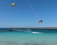 kitesurf jump